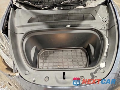 Zdjęcie 11 z 12 samochodu: 2023 TESLA MODEL Y VIN:7SAYGDEE0PF891402 - miniatura