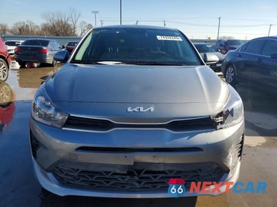 Piąte zdjęcie samochodu w środku: 2023 KIA RIO 5-DOOR S VIN:3KPA25AD3PE546161 - miniatura