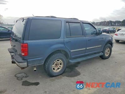 Trzecie zdjęcie samochodu z tyłu: 2002 FORD EXPEDITION XLT VIN:1FMRU16W62LA91379 - miniatura