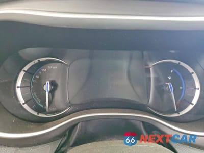 Zdjęcie 9 z 12 samochodu: 2024 CHRYSLER PACIFICA HYBRID SELECT VIN:2C4RC1S74RR130607 - miniatura