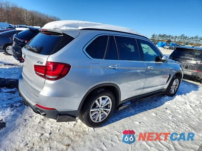 Trzecie zdjęcie samochodu z tyłu: 2015 BMW X5 SDRIVE35I VIN:5UXKR2C51F0H39289 - miniatura