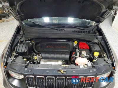 Zdjęcie 12 z 13 samochodu: 2021 JEEP RENEGADE LATITUDE VIN:ZACNJDBBXMPM40443 - miniatura