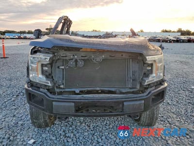 Piąte zdjęcie samochodu w środku: 2019 FORD F150 SUPERCREW VIN:1FTEW1E55KFA08531 - miniatura