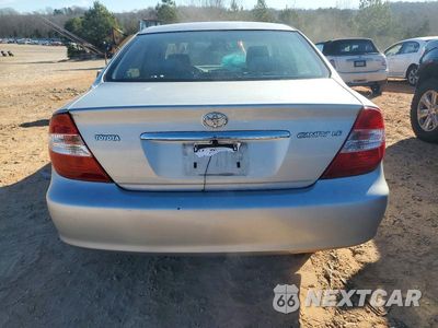 Zdjęcie 6 z 11 samochodu: 2002 TOYOTA CAMRY LE VIN:4T1BE32K32U075745 - miniatura