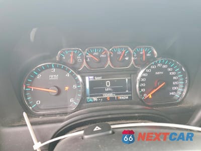 Zdjęcie 9 z 13 samochodu: 2015 CHEVROLET TAHOE C1500 LT VIN:1GNSCBKC3FR716101 - miniatura