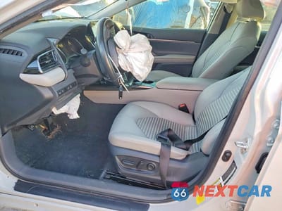 Zdjęcie 7 z 12 samochodu: 2024 TOYOTA CAMRY SE VIN:4T1G11AK0RU256626 - miniatura