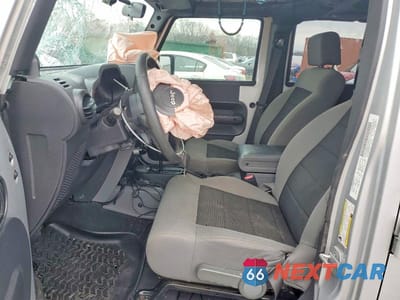 Zdjęcie 7 z 13 samochodu: 2008 JEEP WRANGLER UNLIMITED X VIN:1J4GB39138L610811 - miniatura