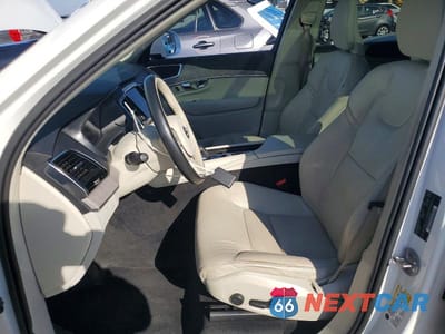 Zdjęcie 7 z 11 samochodu: 2023 VOLVO XC90 PLUS VIN:YV4062PN9P1924935 - miniatura
