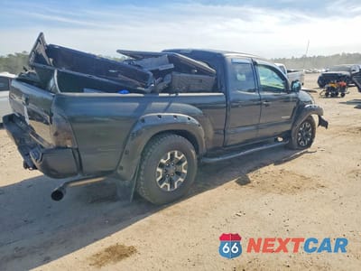 Trzecie zdjęcie samochodu z tyłu: 2005 TOYOTA TACOMA ACCESS CAB VIN:5TEUX42N75Z108085 - miniatura