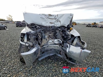 Piąte zdjęcie samochodu w środku: 2017 RAM 2500 ST VIN:3C6UR5CL8HG667293 - miniatura