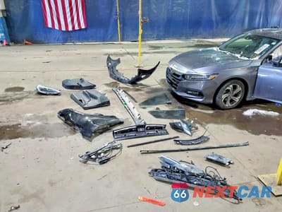 Zdjęcie 13 z 15 samochodu: 2016 TESLA MODEL S VIN:5YJSA1E23GF144157 - miniatura