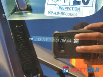Zdjęcie 12 z 12 samochodu: 2021 TOYOTA PRIUS PRIME LE VIN:JTDKAMFP2M3178644 - miniatura
