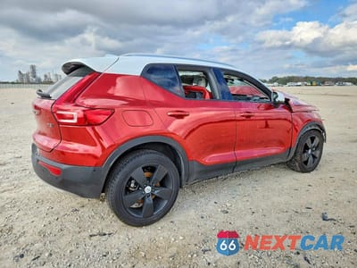 Trzecie zdjęcie samochodu z tyłu: 2019 VOLVO XC40 T5 MOMENTUM VIN:YV4162UK3K2146780 - miniatura