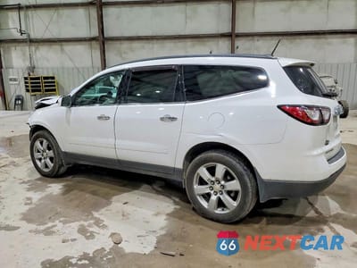 Drugie zdjęcie samochodu z przodu: 2017 CHEVROLET TRAVERSE LT VIN:1GNKRGKD7HJ193199 - miniatura