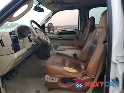 Zdjęcie 7 z 11 samochodu: 2006 FORD F250 SUPER DUTY VIN:1FTSW21P56EB23061 - miniatura