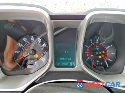 Zdjęcie 9 z 12 samochodu: 2011 CHEV CAMARO LS VIN:2G1FA1ED2B9157376 - miniatura