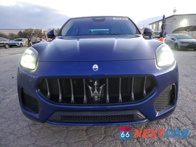 Piąte zdjęcie samochodu w środku: 2023 MASERATI GRECALE GT VIN:ZN682AVA1P7415994 - miniatura