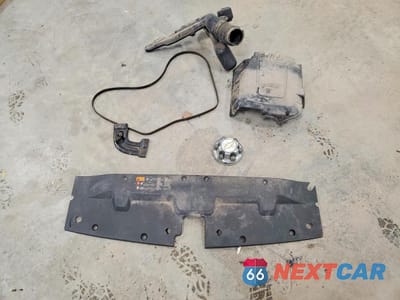 Zdjęcie 12 z 13 samochodu: 2012 CHEVROLET SILVERADO K1500 LS VIN:1GCRKREA4CZ268752 - miniatura