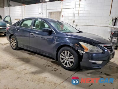 Czwarte zdjęcie samochodu z boku: 2015 NISSAN ALTIMA 2.5 S VIN:1N4AL3AP9FC428865 - miniatura