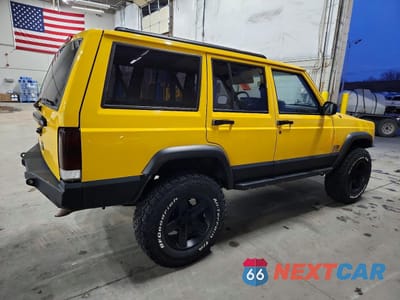 Trzecie zdjęcie samochodu z tyłu: 2001 JEEP CHEROKEE SPORT VIN:1J4FF48S91L591011 - miniatura