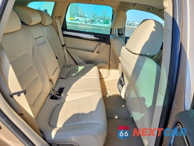 Zdjęcie 10 z 11 samochodu: 2016 VOLKSWAGEN TOUAREG SPORT VIN:WVGEF9BP9GD012536 - miniatura