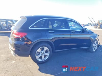 Trzecie zdjęcie samochodu z tyłu: 2018 MERCEDES-BENZ GLC 300 VIN:WDC0G4JB8JV058648 - miniatura