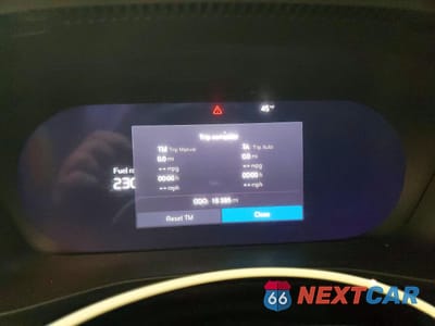 Zdjęcie 9 z 14 samochodu: 2025 VOLVO XC40 CORE VIN:YV4L12UJ2S2607465 - miniatura
