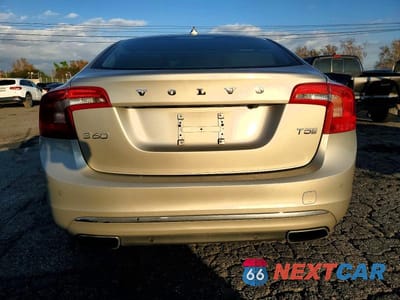 Zdjęcie 6 z 12 samochodu: 2018 VOLVO S60 PREMIER VIN:LYV402HK6JB173772 - miniatura