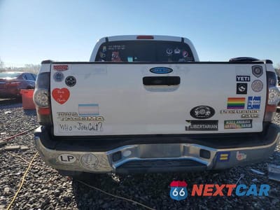 Zdjęcie 6 z 11 samochodu: 2013 TOYOTA TACOMA PRERUNNER VIN:5TFJX4GNXDX017121 - miniatura