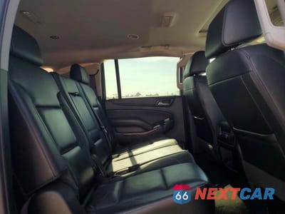 Zdjęcie 11 z 12 samochodu: 2020 CHEVROLET SUBURBAN K1500 LT VIN:1GNSKHKC8LR157744 - miniatura