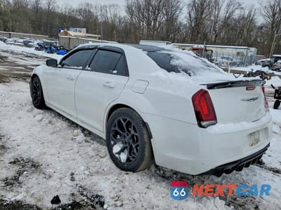 Drugie zdjęcie samochodu z przodu: 2019 CHRYSLER 300 S VIN:2C3CCABT4KH704870 - miniatura