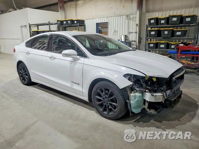 Czwarte zdjęcie samochodu z boku: 2017 FORD FUSION SE HYBRID VIN:3FA6P0LU3HR409289 - miniatura