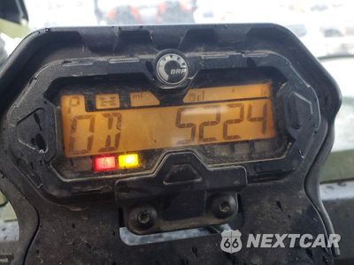 Zdjęcie 8 z 10 samochodu: 2018 CAN-AM Commander Max DPS 1000R VIN:3JBKBAX26JJ000216 - miniatura