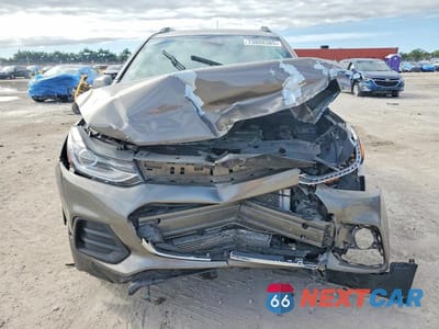 Piąte zdjęcie samochodu w środku: 2021 CHEV TRAX 1LT VIN:KL7CJLSB0MB320372 - miniatura
