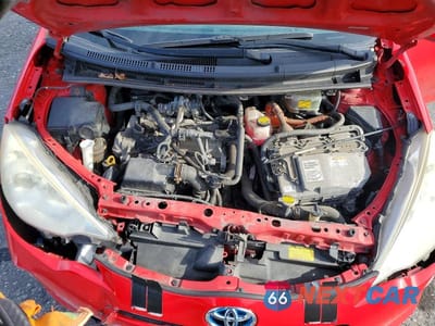 Zdjęcie 11 z 12 samochodu: 2012 TOYOTA PRIUS C VIN:JTDKDTB36C1523298 - miniatura