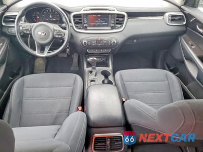 Zdjęcie 8 z 12 samochodu: 2018 KIA SORENTO LX VIN:5XYPG4A36JG381830 - miniatura