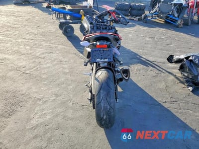 Czwarte zdjęcie samochodu z boku: 2024 BMW S 1000 VIN:WB10E6309R6K50912 - miniatura