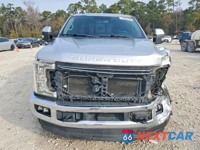 Piąte zdjęcie samochodu w środku: 2019 FORD F250 SUPER DUTY VIN:1FT7W2BT5KEE85970 - miniatura