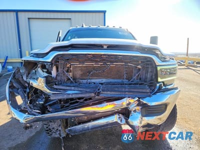 Piąte zdjęcie samochodu w środku: 2020 RAM 2500 TRADESMAN VIN:3C6UR5CL0LG183840 - miniatura
