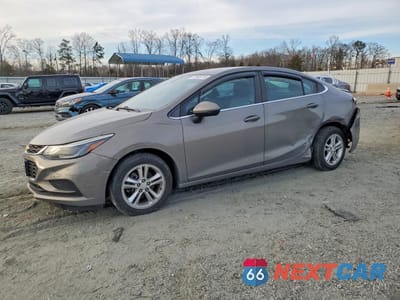 2017 CHEVROLET CRUZE LT 1G1BE5SM3H7280869 - główne zdjęcie licytacji z USA - miniatura