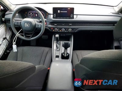 Zdjęcie 8 z 13 samochodu: 2025 HONDA ACCORD SE VIN:1HGCY1F41SA013666 - miniatura