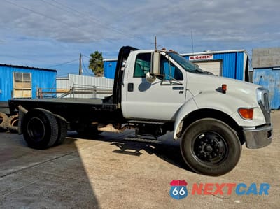 Zdjęcie 6 z 15 samochodu: 2013 FORD F650 SUPER DUTY VIN:3FRNF6HP2DV019755 - miniatura