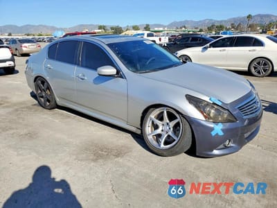Czwarte zdjęcie samochodu z boku: 2010 INFINITI G37 SEDAN BASE VIN:JN1CV6AP3AM203538 - miniatura