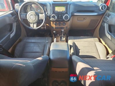 Zdjęcie 8 z 12 samochodu: 2012 JEEP WRANGLER UNLIMITED SAHARA VIN:1C4BJWEGXCL173008 - miniatura