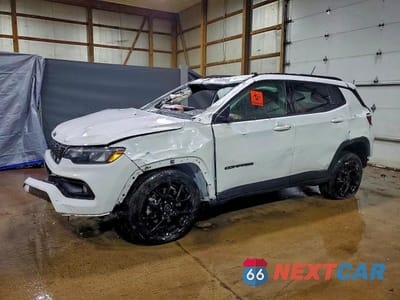 2025 JEEP COMPASS LATITUDE 3C4NJDBN7ST617713 - główne zdjęcie licytacji z USA - miniatura