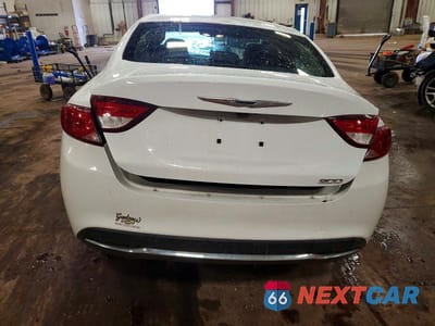 Zdjęcie 6 z 13 samochodu: 2015 CHRYSLER 200 LIMITED VIN:1C3CCCAB5FN511645 - miniatura