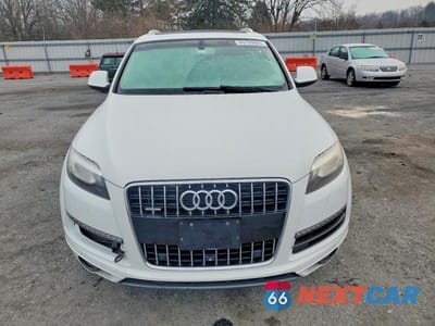 Piąte zdjęcie samochodu w środku: 2015 AUDI Q7 TDI PRESTIGE VIN:WA1VMAFE2FD016585 - miniatura