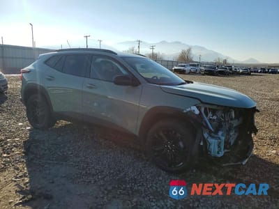 Czwarte zdjęcie samochodu z boku: 2025 CHEVROLET TRAX ACTIV VIN:KL77LKEP8SC323461 - miniatura