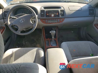 Zdjęcie 8 z 12 samochodu: 2003 TOYOTA CAMRY VIN:4T1BE30K83U684432 - miniatura