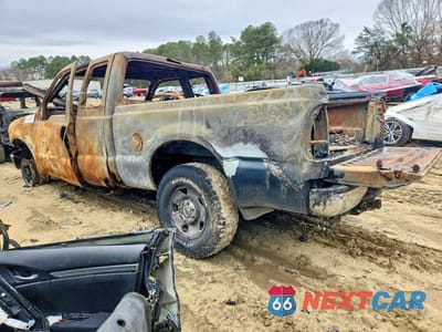 Drugie zdjęcie samochodu z przodu: 2006 FORD F250 SUPER DUTY VIN:1FTSX21PX6ED75143 - miniatura